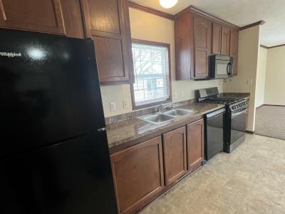 Mobile Home at 4533 Whitson Ct Sterling Heights, MI 48310