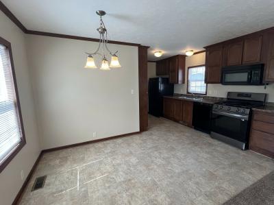 Photo 2 of 9 of home located at 4533 Whitson Ct Sterling Heights, MI 48310