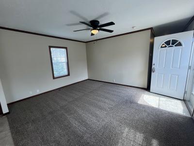 Photo 3 of 9 of home located at 4533 Whitson Ct Sterling Heights, MI 48310