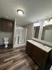 2019 Clayton Homes Inc Yes Mobile Home