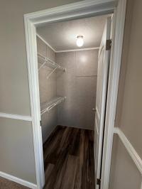 2019 Clayton Homes Inc Yes Mobile Home