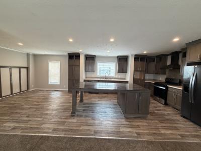 Photo 4 of 10 of home located at 1826 Evergreen Lane Ypsilanti, MI 48198