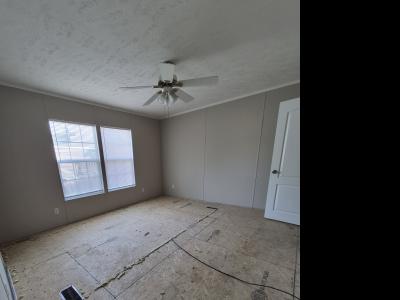 Photo 4 of 6 of home located at 7312 Grandview Ridge Drive Charlotte, NC 28215