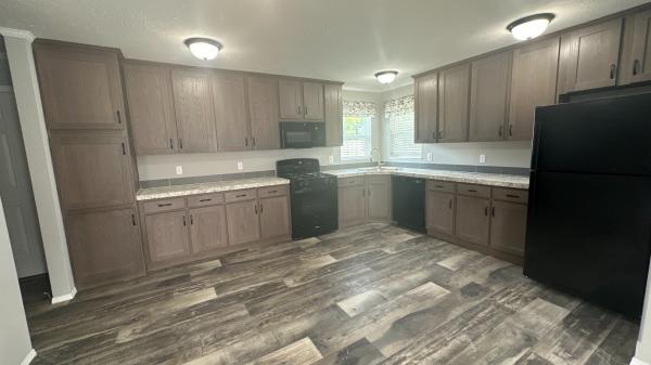 2024 MANSION 5852  Home