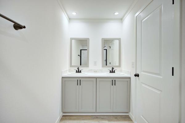 2026 Skyline K1 2454H22G01  Home