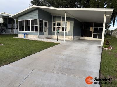 Photo 3 of 37 of home located at 1270 Sunset Drive Leesburg, FL 34788