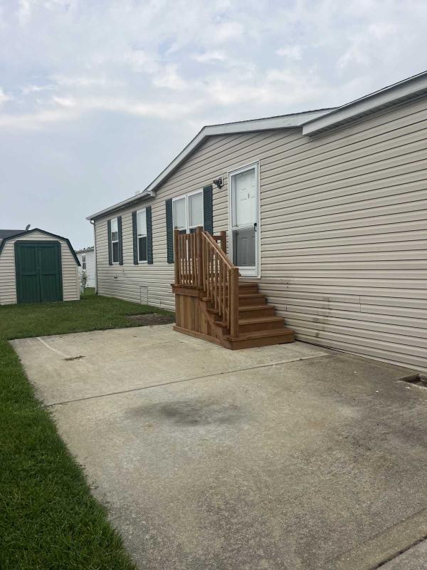 2000  Mobile Home For Sale