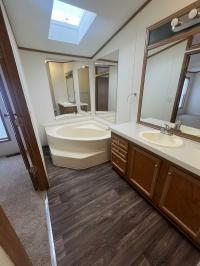 2000 Manufactured Home