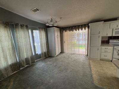 Photo 4 of 8 of home located at 1718 Pass Road Biloxi, MS 39531