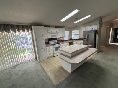 Photo 3 of 8 of home located at 1718 Pass Road Biloxi, MS 39531