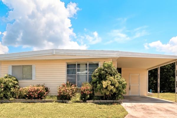 1982 AGE 45+ PARK Mobile Home