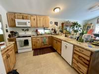 1984 Commodore Bayshore Manufactured Home