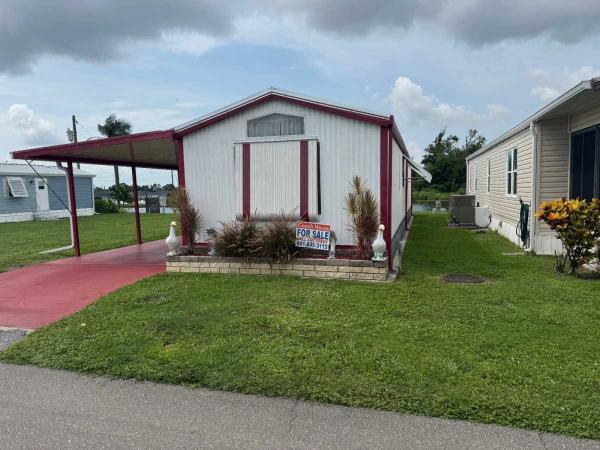 1985  Mobile Home For Sale