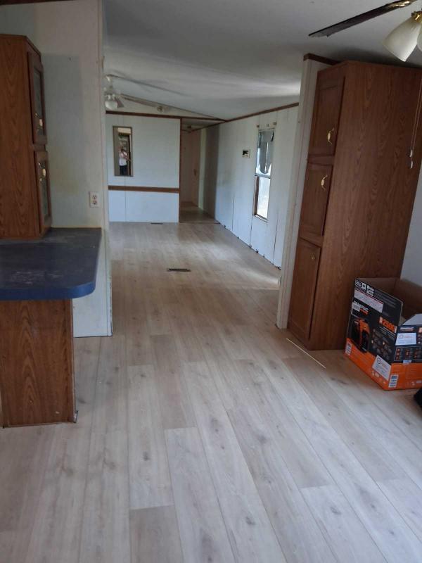 CLAYTON Mobile Home For Sale