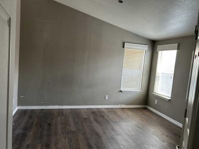 Photo 5 of 16 of home located at 5747 W. Missouri Ave Lot 91 Glendale, AZ 85301