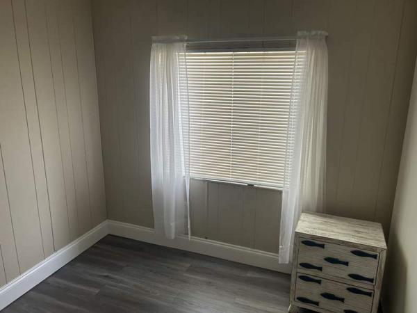 1983 LIBE Manufactured Home