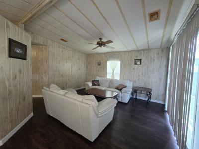 Photo 4 of 12 of home located at 5420 Marty Road Orlando, FL 32822