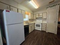 1985 TWIN Mobile Home