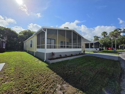 Photo 2 of 17 of home located at 6075 Porpoise Lane Orlando, FL 32822