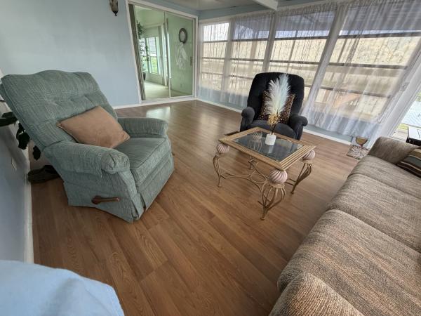 1993 Homes of Merit HS Mobile Home