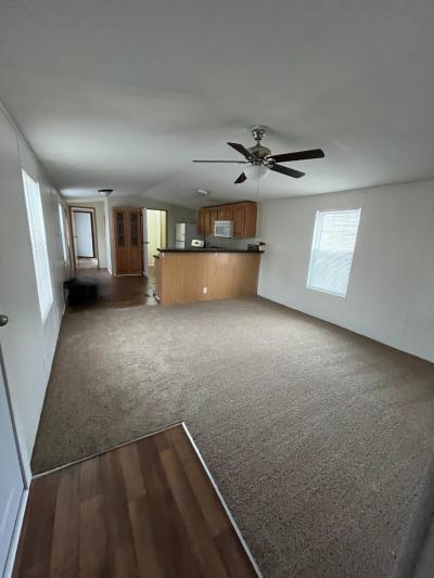 Photo 4 of 11 of home located at 134 Maple Drive Frederica, DE 19946