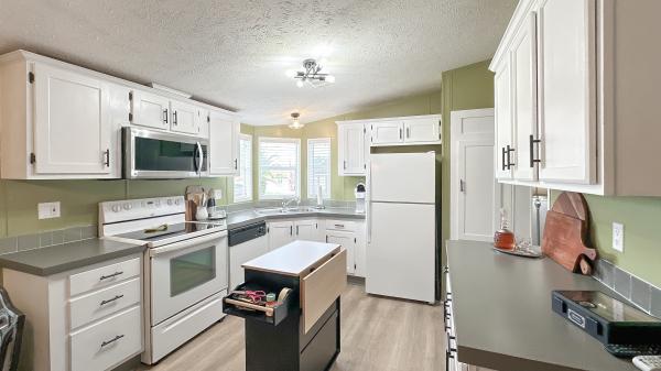 2001 Skyline D511CT Mobile Home