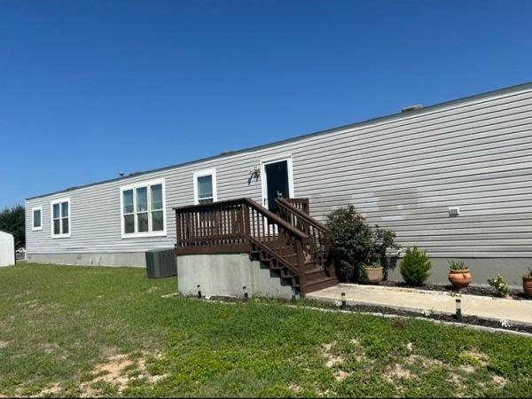 2017 CMH MANUFACTURING INC 31RSV16763XH17 Mobile Home