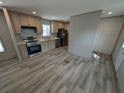 Photo 4 of 16 of home located at 864 Walker Dr. Tampa, FL 33613