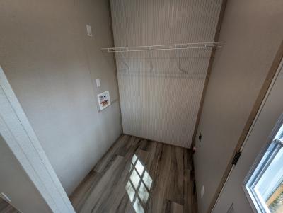 Photo 5 of 16 of home located at 864 Walker Dr. Tampa, FL 33613