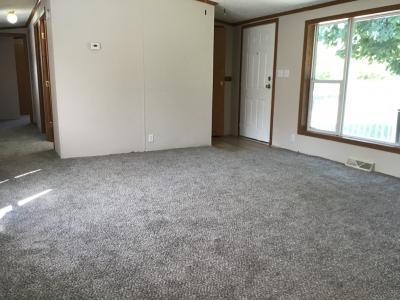 Photo 4 of 6 of home located at 312 S Grandbrook Circle Grand Rapids, MI 49548