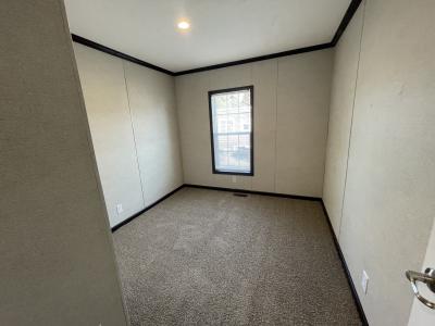 Photo 4 of 6 of home located at 11065 Milford Ln Washington, MI 48094