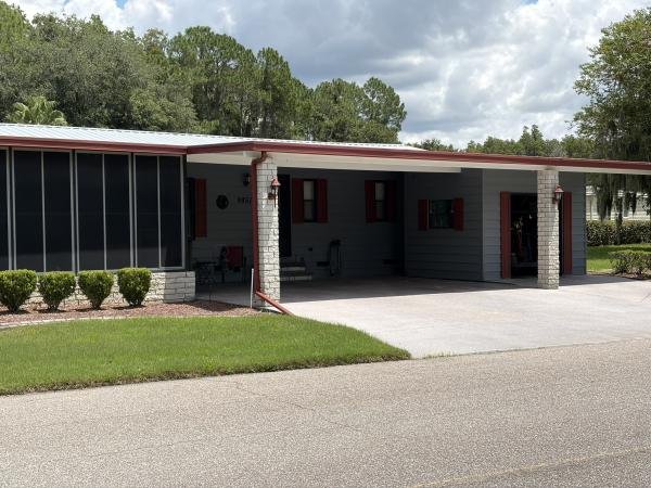 Photo 1 of 2 of home located at 9851 Cypress Lakes Dr Lot 341 Lakeland, FL 33810