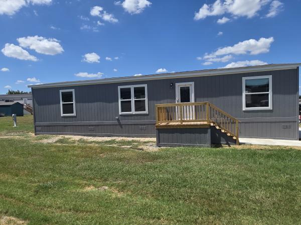 2026 Champion CHPR-2852H32P01 Mobile Home