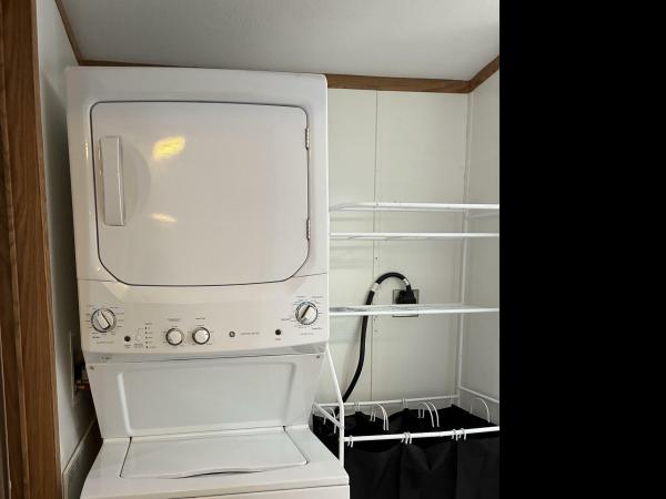 2000 SKYLINE 89 360CT  Home