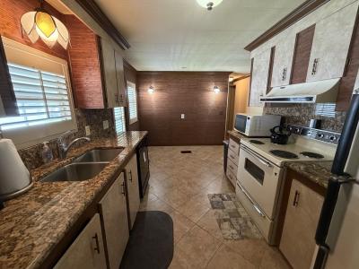 Photo 3 of 19 of home located at 33 Impala Court Lot 0087 Fort Myers, FL 33908