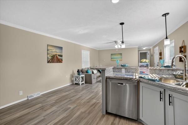 2026 Adventure MOJAVE 6702UMH  Home