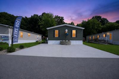 Mobile Home at 5337 L Str. NE Magnolia, OH 44643
