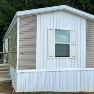 Photo 3 of 8 of home located at 172 Teasley Lane Lavonia, GA 30520