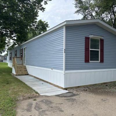 Mobile Home at 27 Crestwood Drive #0086 Middletown, IN 47356