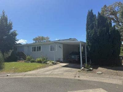 Photo 2 of 18 of home located at 1699 N. Terry #341 Eugene, OR 97402