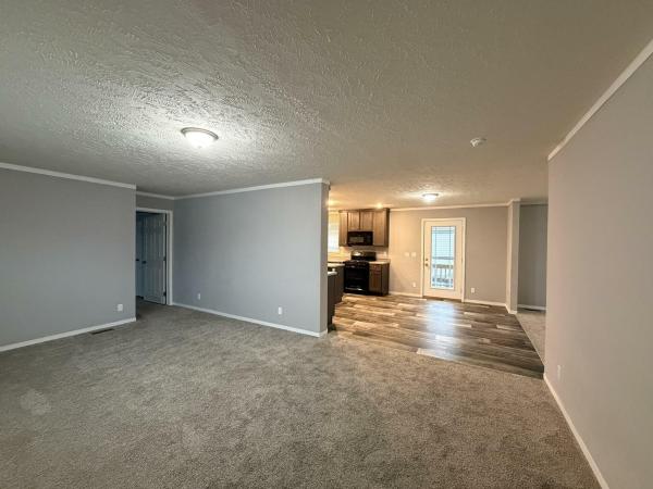 2023 CLAYTON RUTLEDGE 25RGR28684AH23  Home