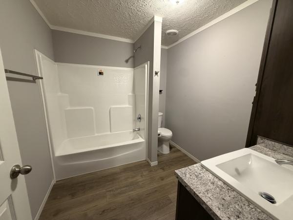 2023 CLAYTON RUTLEDGE 25AVD28643BH23  Home