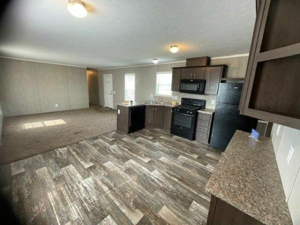 Photo 2 of 2 of home located at 252 Kimberly Lane Lot 32 Dundee, MI 48131