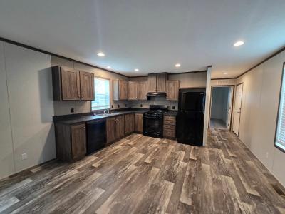 Mobile Home at 115 Applewood Ln. Lot 56 Columbus, MI 48063