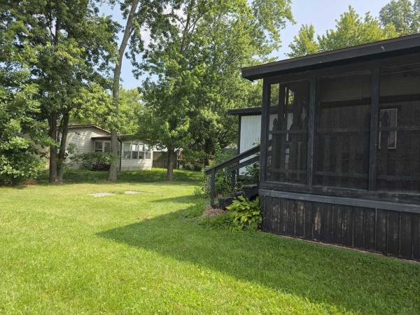 1984 Redman  Home