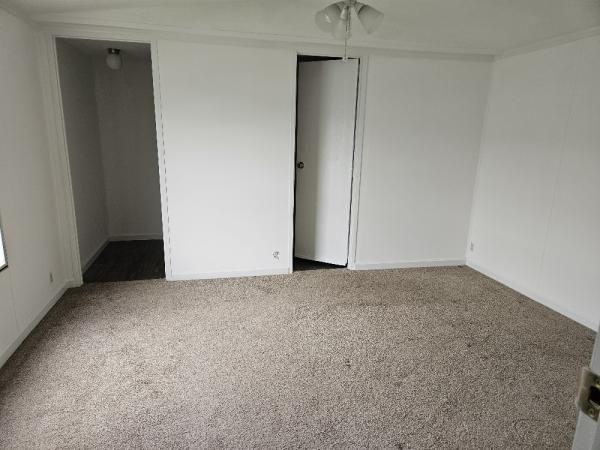 2006 Clayton Mobile Home