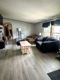 2001 Skyline Manufactured Home
