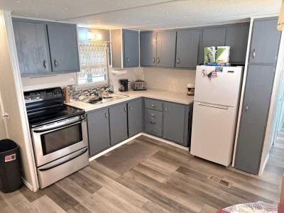 Photo 5 of 21 of home located at 3505 58th Ave N Saint Petersburg, FL 33714