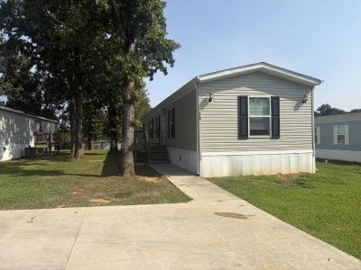 Mobile Home at 219 Caroline Ln Dickson, TN 37055