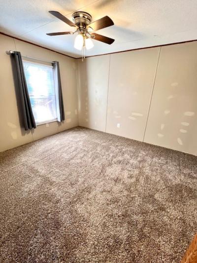 Photo 5 of 11 of home located at 114 English Village Park Nixa, MO 65714
